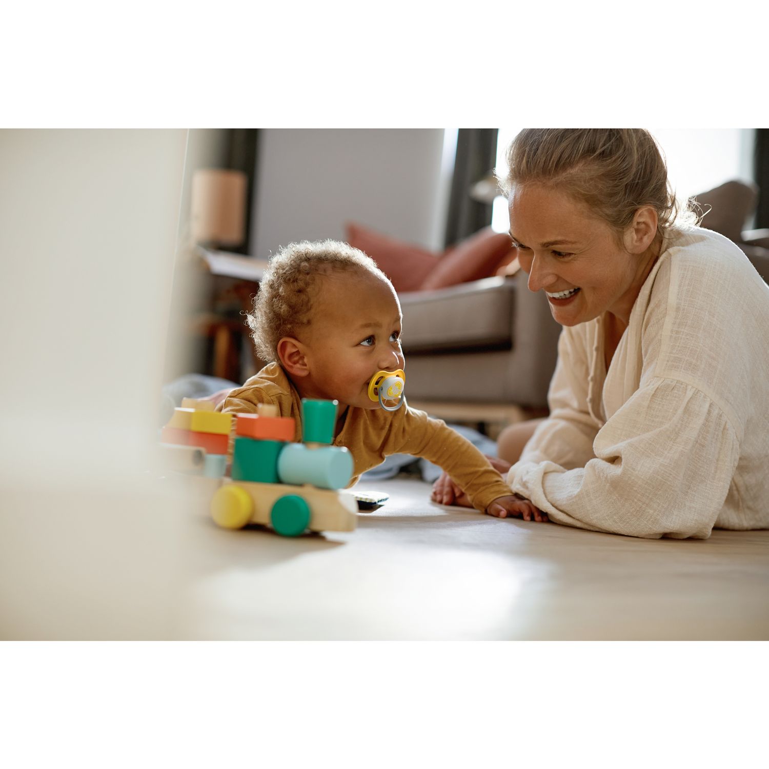 2 ciucci ultra air collection 6-18 mesi decorazione limone/arancia - philips avent - Avent