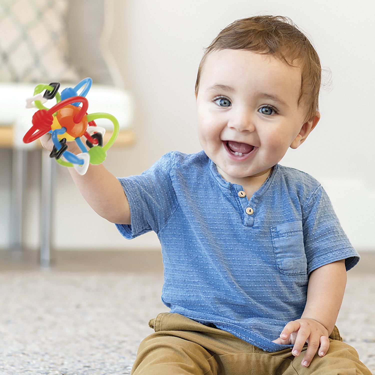 Sonaglio e massaggiagengive colorato - infantino - Infantino