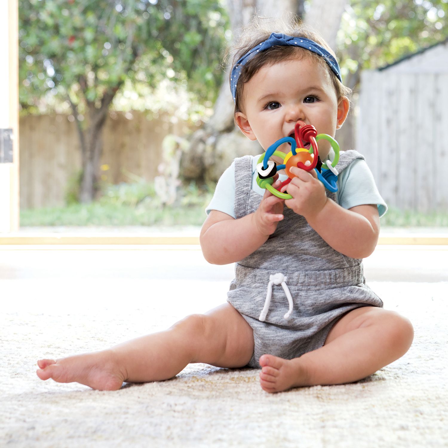 Sonaglio e massaggiagengive colorato - infantino - Infantino