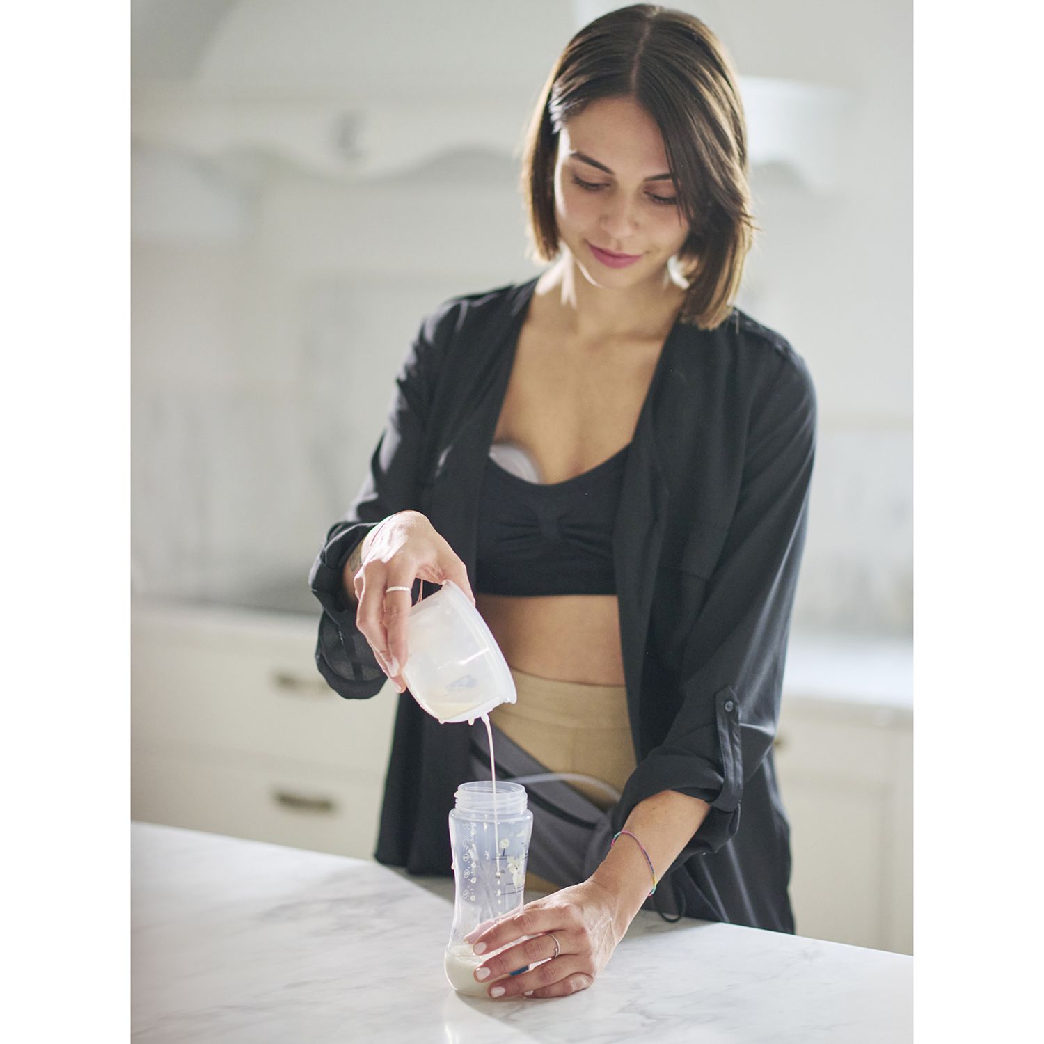 Tiralatte elettrico indossabile singolo a 3 fasi materno smart wear 1287w - nuvita - Nuvita