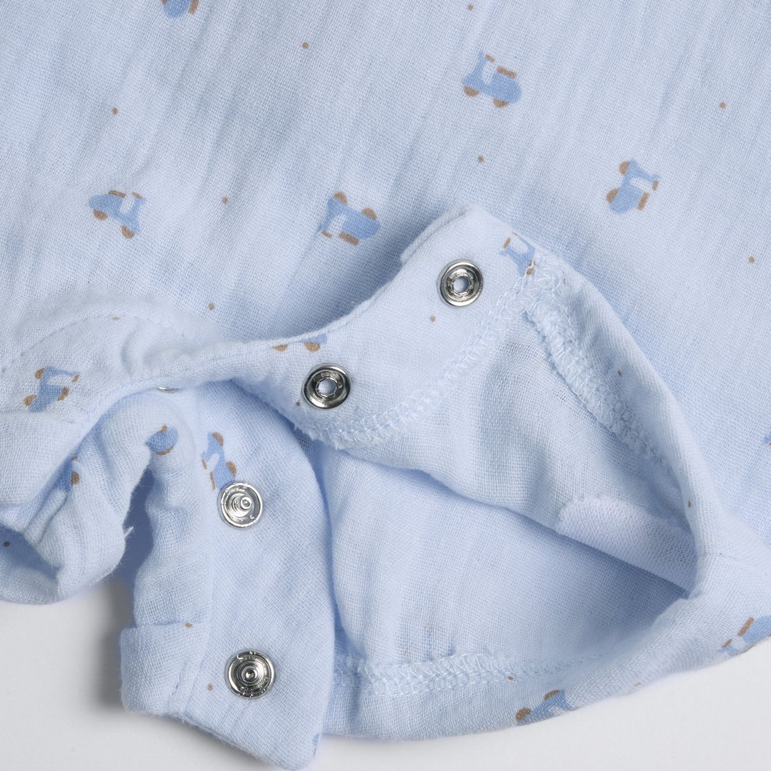 Pagliaccetto, apertura sulla schiena e a patello - Chicco