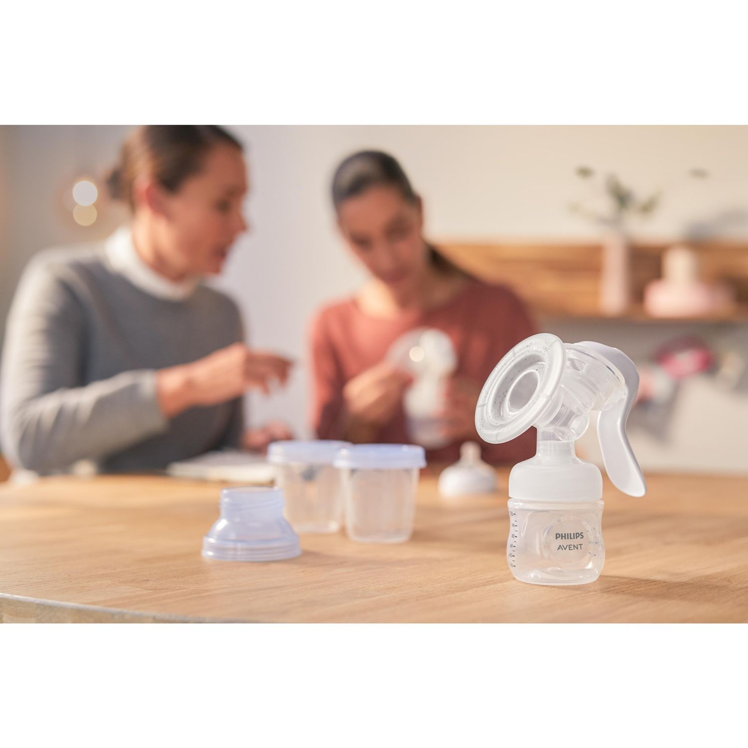 Tiralatte manuale singolo natural motion, estrazione facile e veloce, stimola il flusso del latte. senza bpa*.  modello scf430/01 - philips avent - Avent