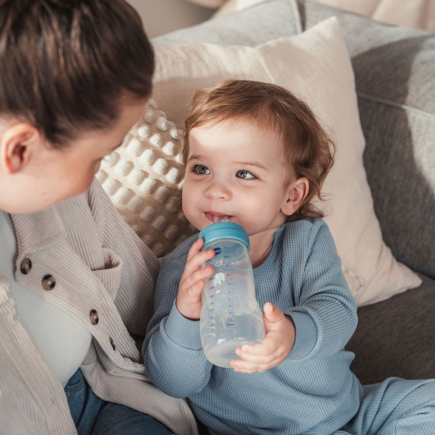 Mam biberon easy active 330 ml, biberon mam per bambini attivi ergonomico e pratico, verde chiaro, 4+ mesi - Mam