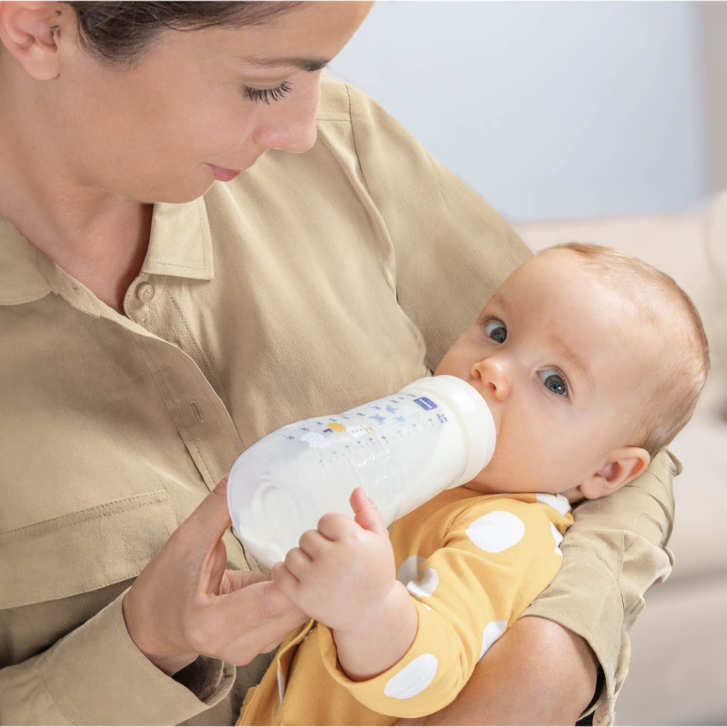 Mam biberon easy active 330 ml, biberon mam per bambini attivi ergonomico e pratico, verde chiaro, 4+ mesi - Mam