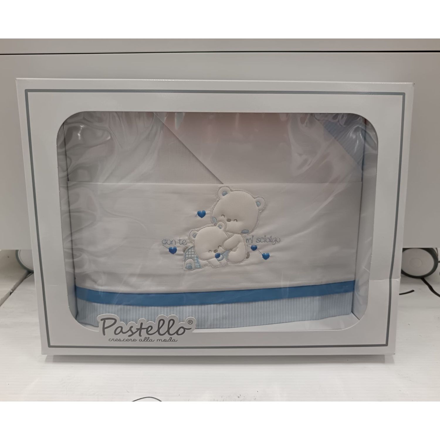 Set lenzuolino neonato pastello – ricamo orsetti "con te mi sciolgo" azzurro - Ellepi