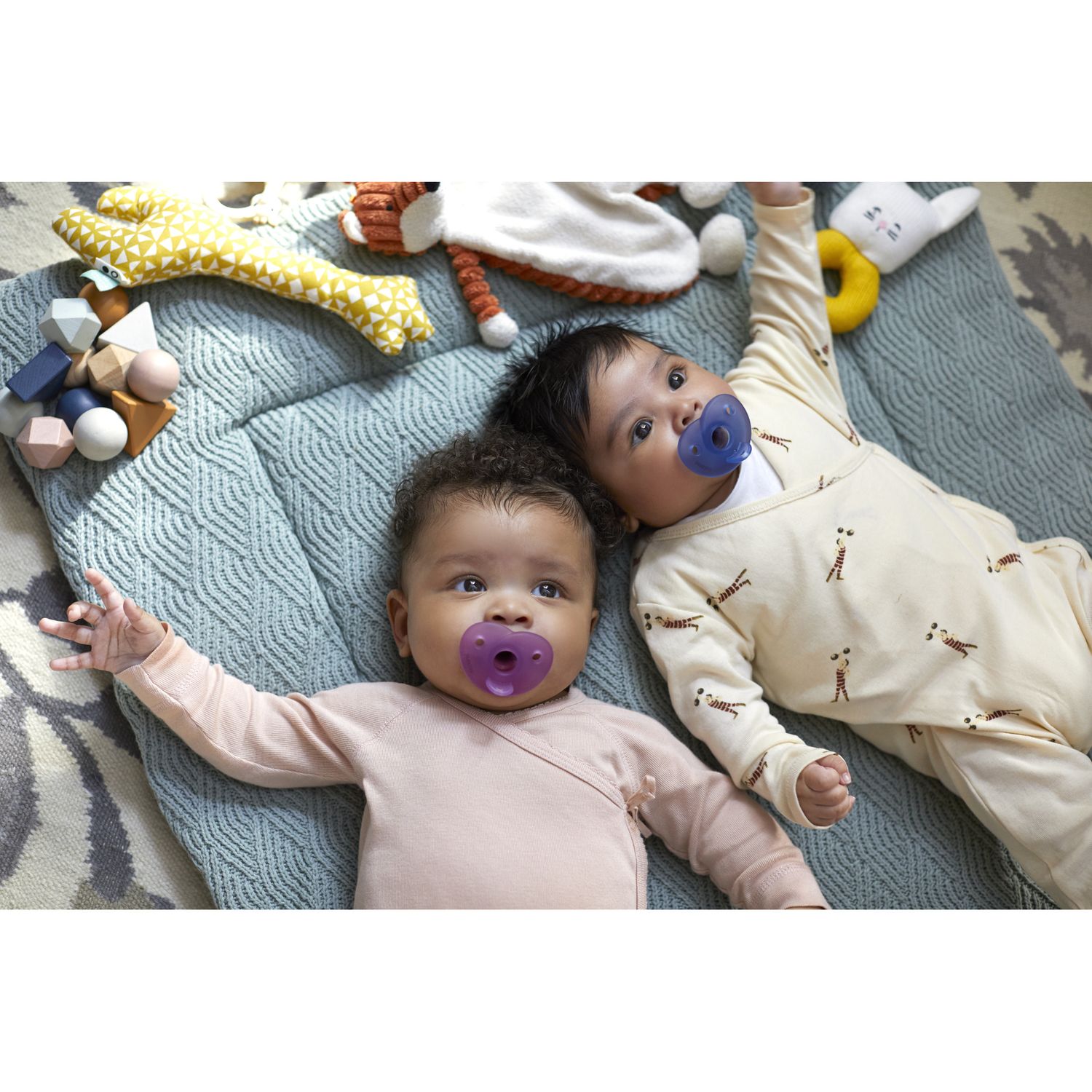 Soothie 0-6m design in silicone no bpa set da 2 soothie - philips avent - Avent
