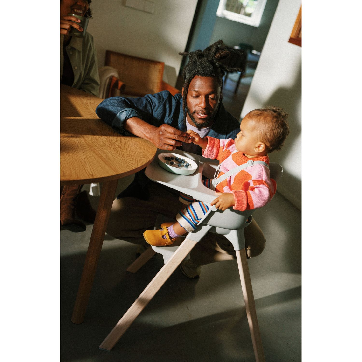 Seggiolone clikk™ - black/warm brown - stokke® - STOKKE